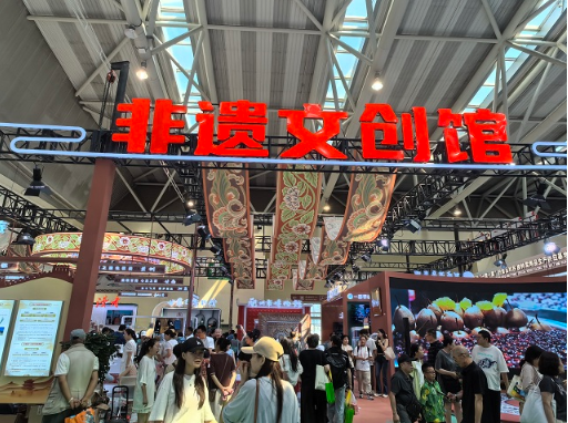 第三十一届兰洽会甘肃非遗文创展圆满收官1