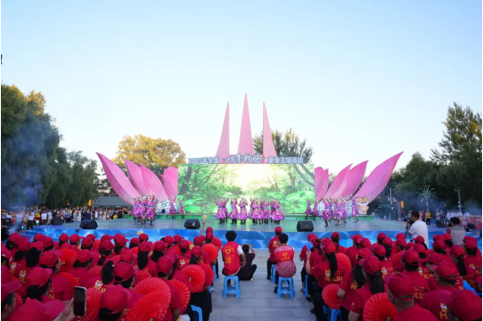 2025年全国“四季村晚”夏季主场活动在黑龙江虎林举办1