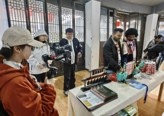 湖北非遗登台展艺2025非遗品牌推广周3 湖北非遗登台展艺2025非遗品牌推广周3