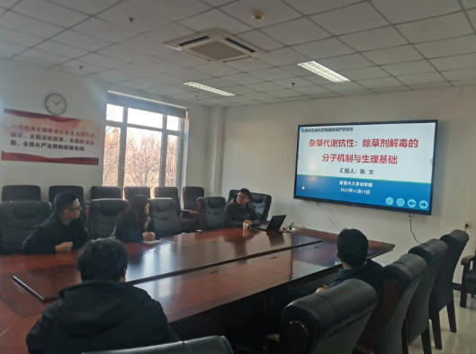 塔里木大学副教授陈文到市农科院植保所进行学术交流 塔里木大学副教授陈文到市农科院植保所进行学术交流